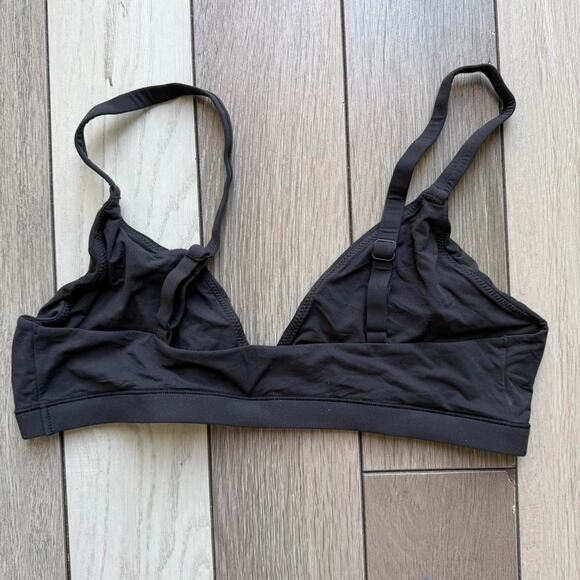 Skims black bra size l - Picture 2 of 4